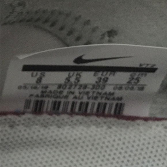 ⬇️Nike React 55 Element Running Shoes - Picture 8 of 8